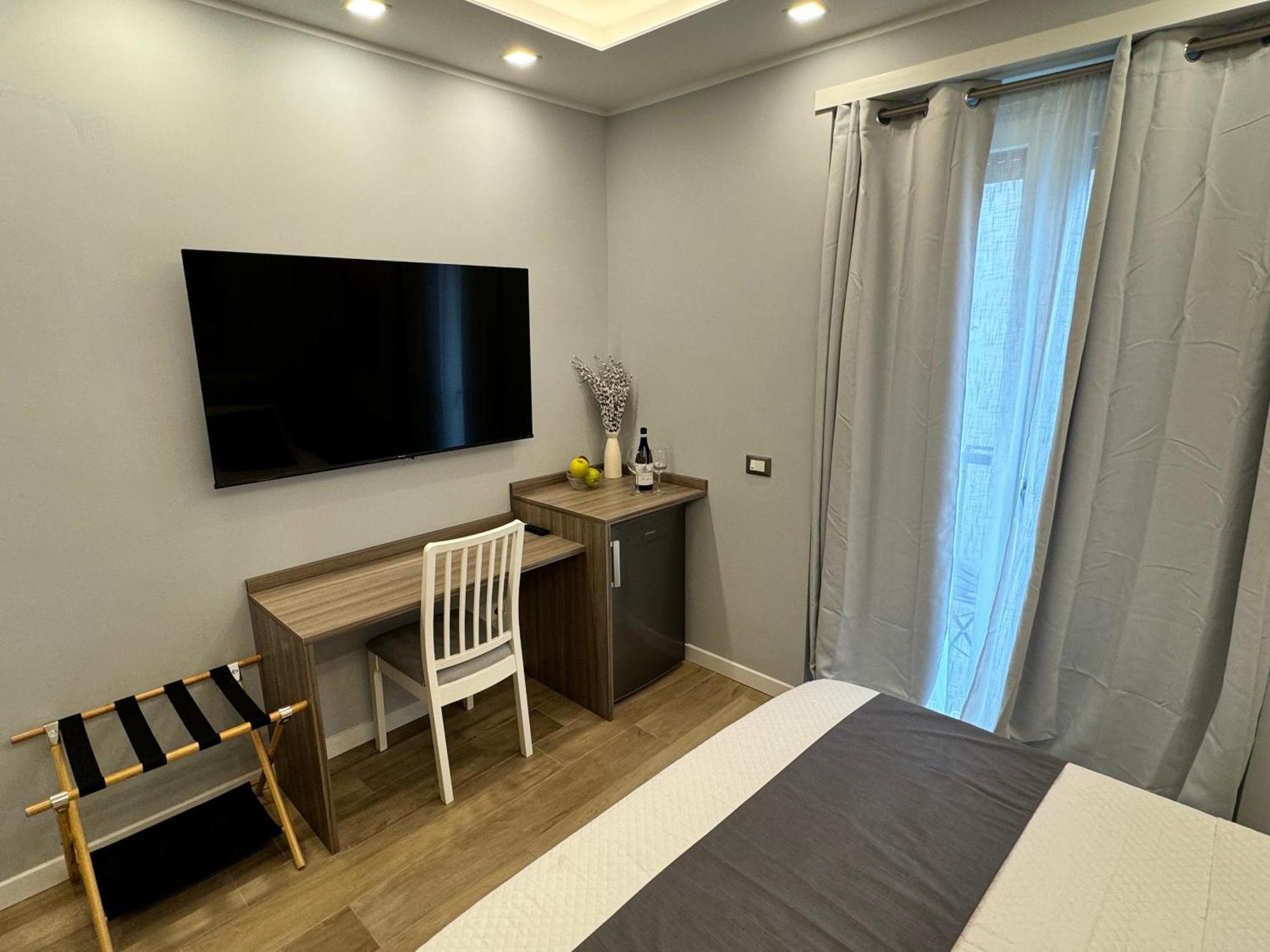 ホテル Niky House Roma エクステリア 写真