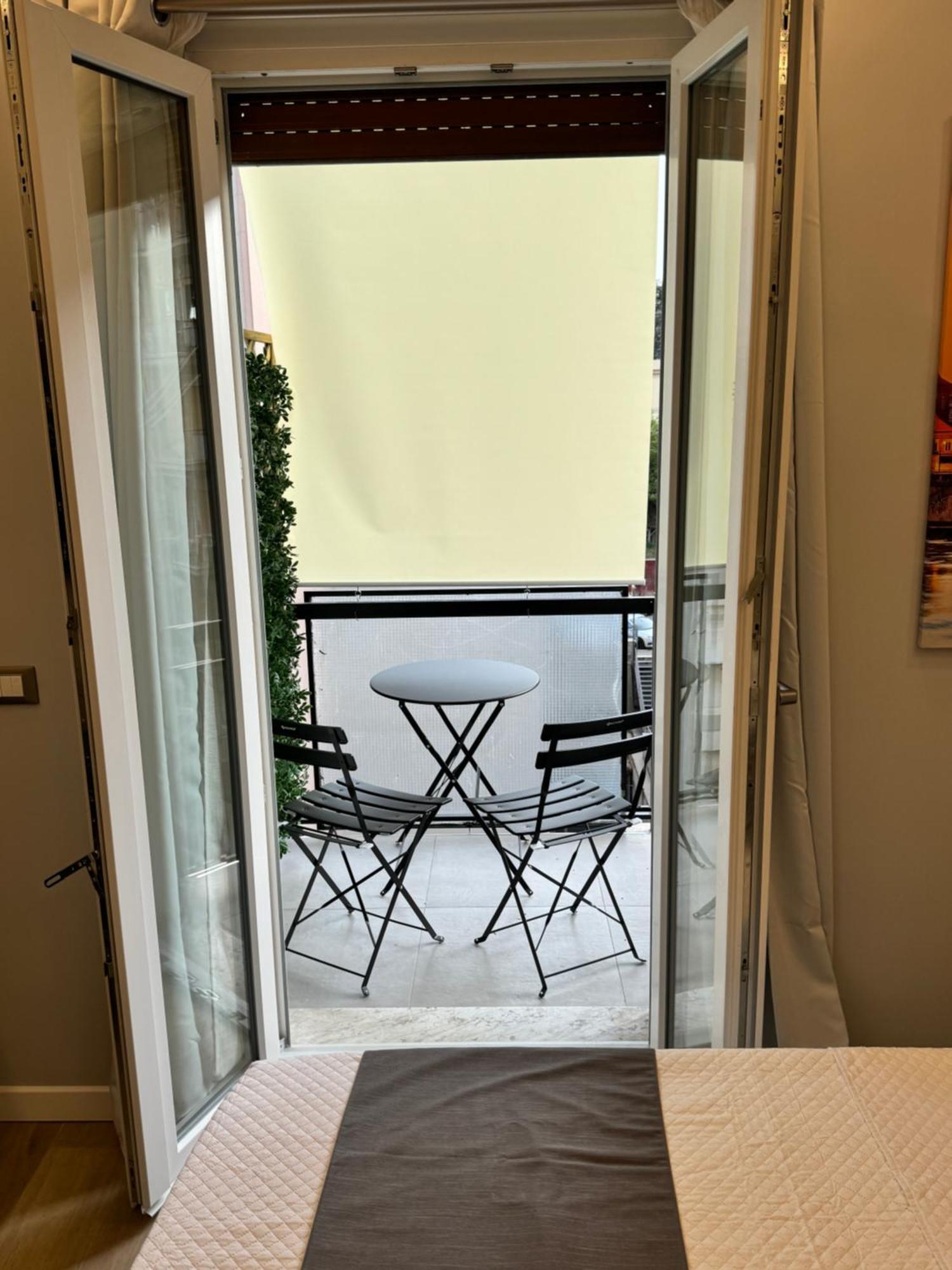 ホテル Niky House Roma エクステリア 写真
